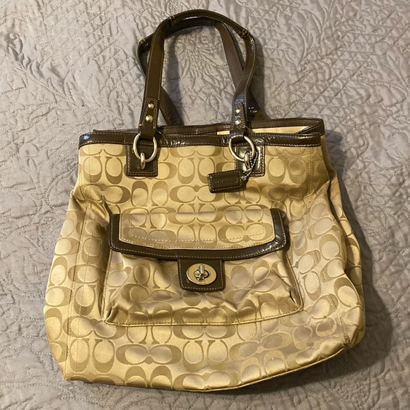 Coach Handbags - Coach Handbag - used